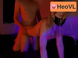 Gấu cô bé hồng bị anh móc ra đầy dâm thuỷ